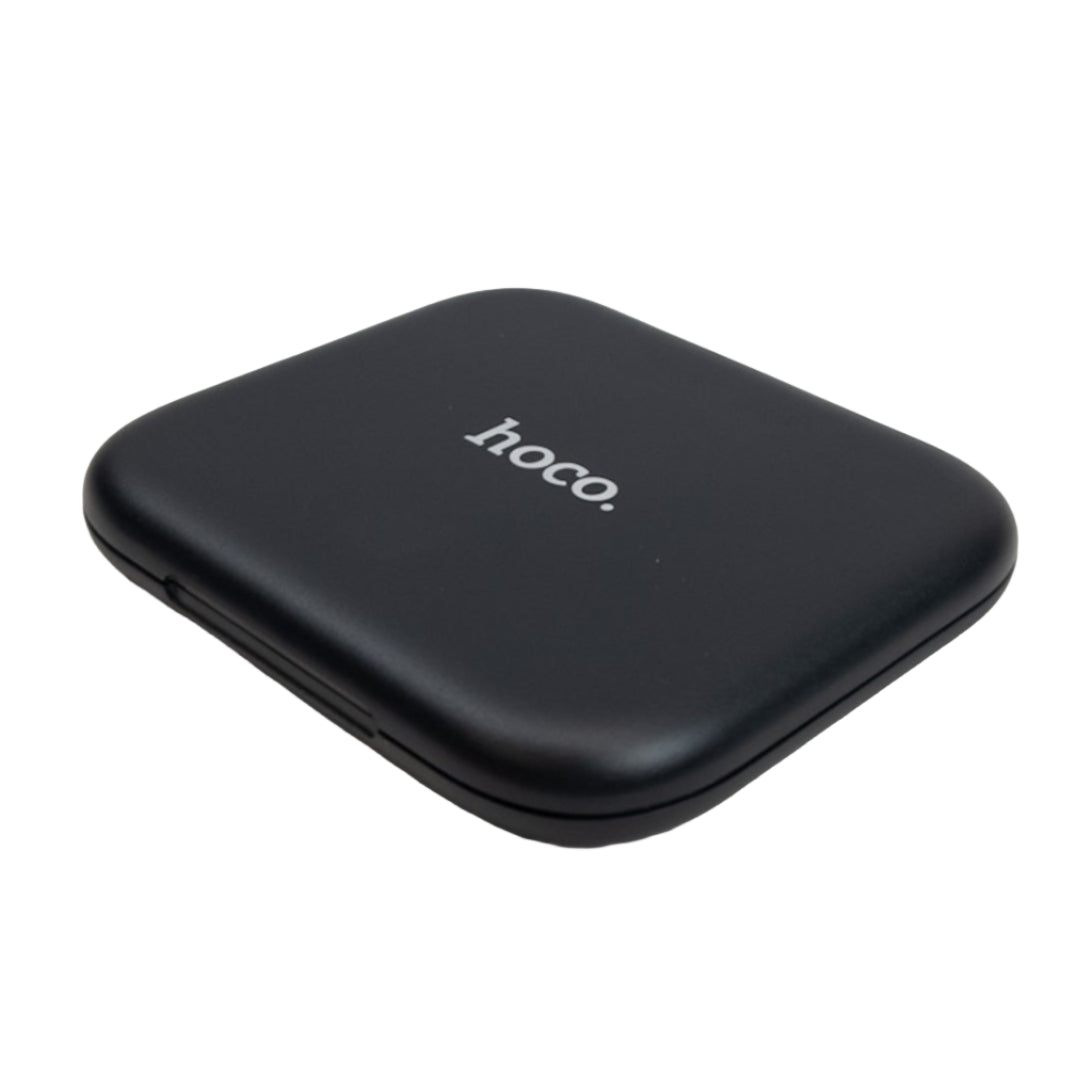 Usb sada nabíjacích adaptérov s úložným držiakovým boxom