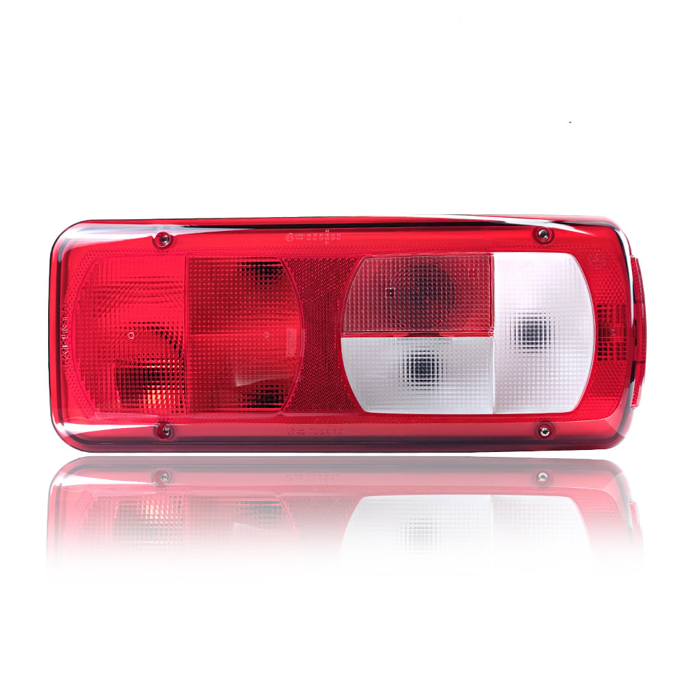 Lampa pre DAF XF s poznámkou LC8 so zástrčkou na boku od Vignal